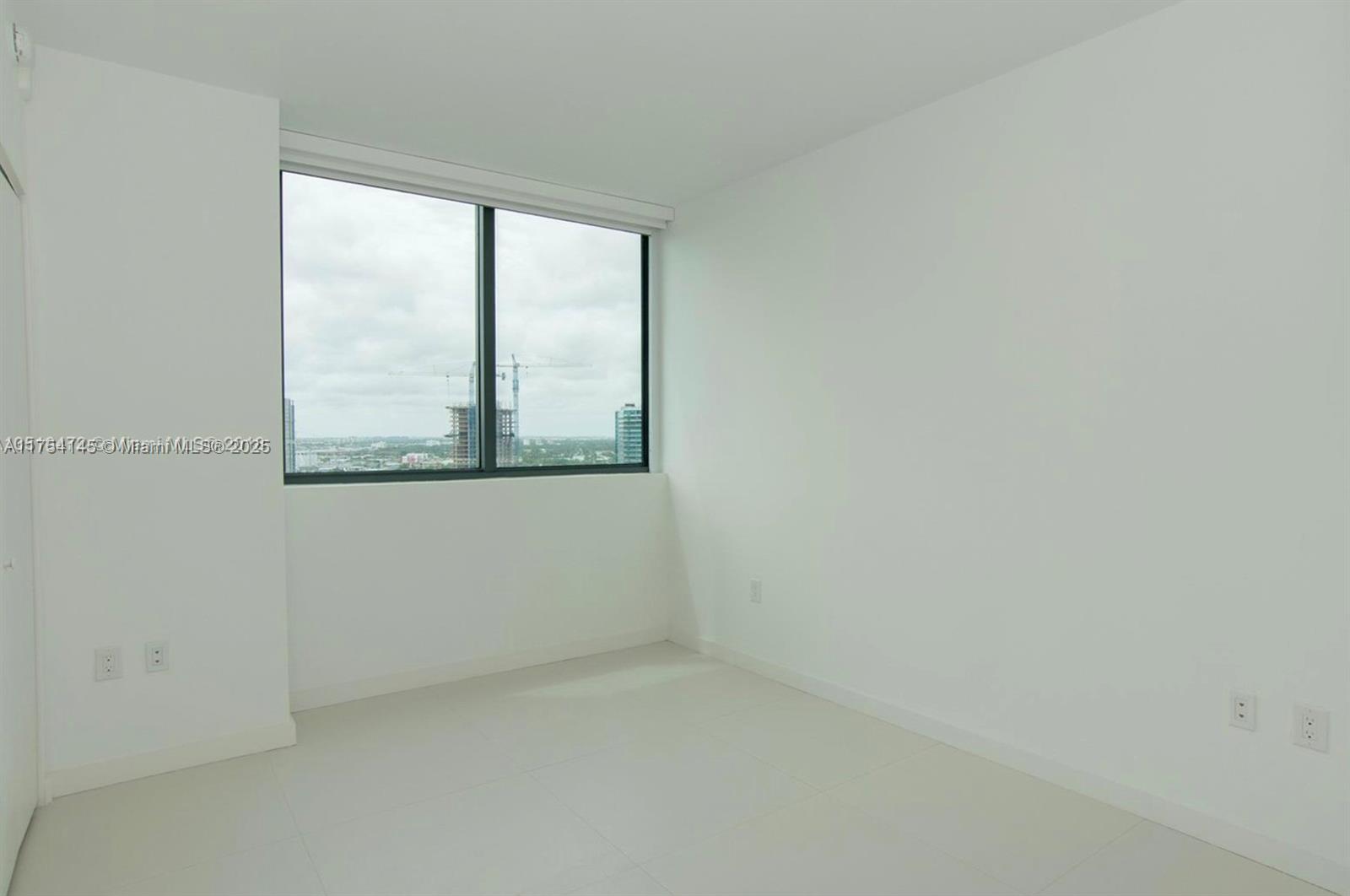 501 Northeast 31st Street, Unit 2009 Miami, FL 33137 - Photo 14 of 21