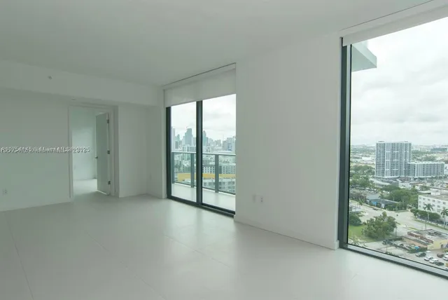 $595,000 | 501 Northeast 31st Street, Unit 2009, Miami, FL 33137