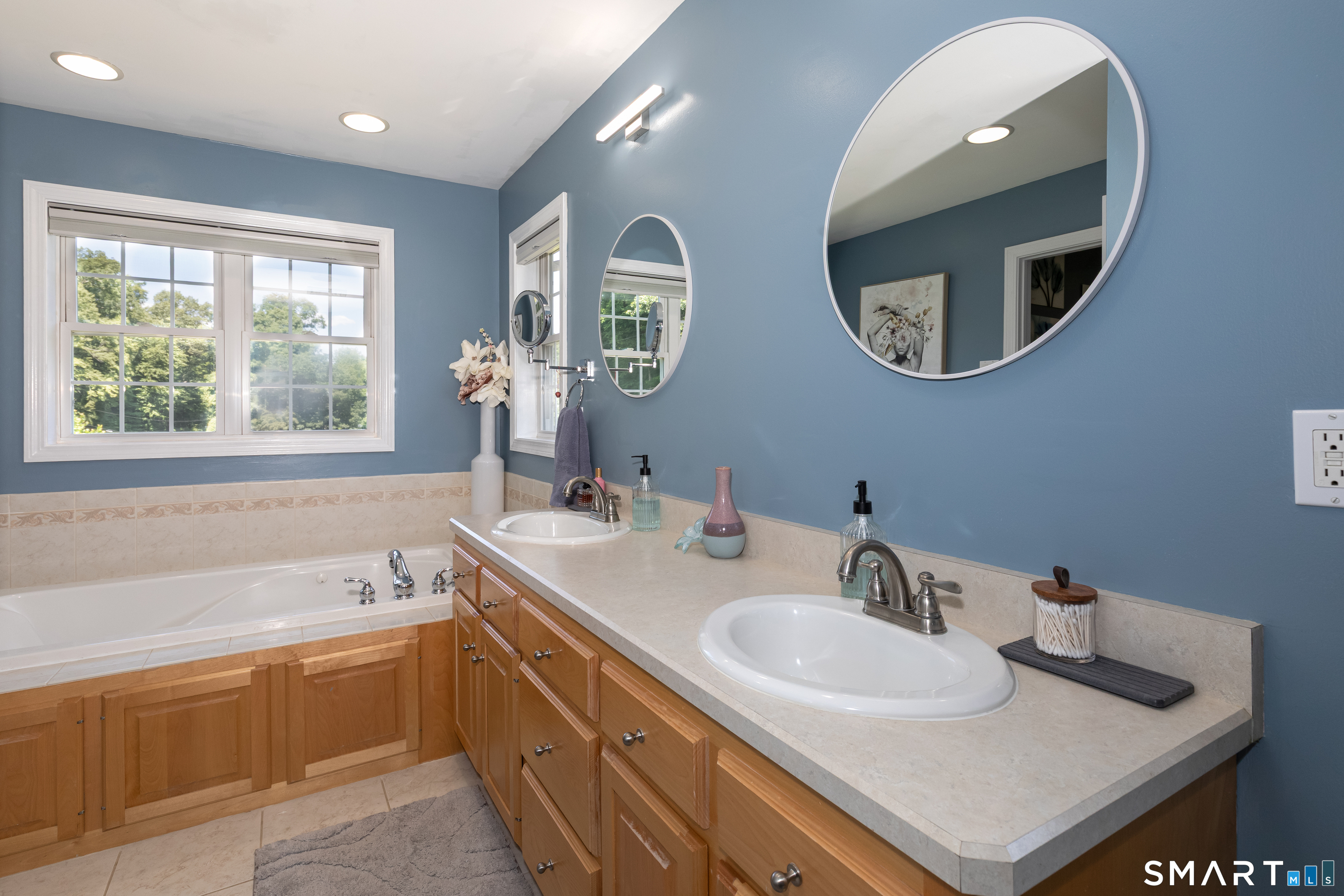 347 Lakeside Road Southbury, CT 06488 - Photo 17 of 28