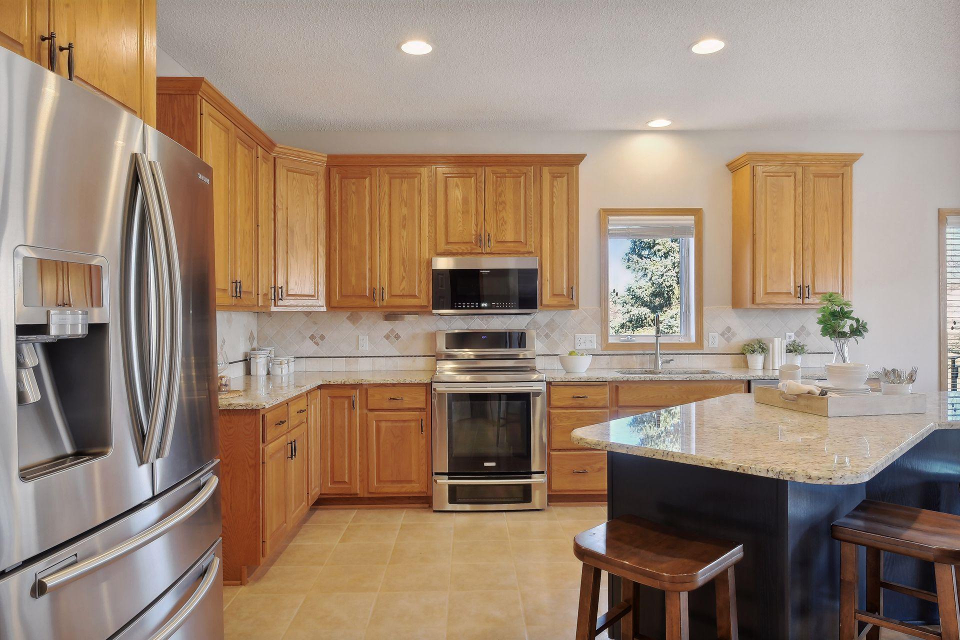9615 Geisler Road Eden Prairie, MN 55347 - Photo 3 of 42 Gallery Image 3