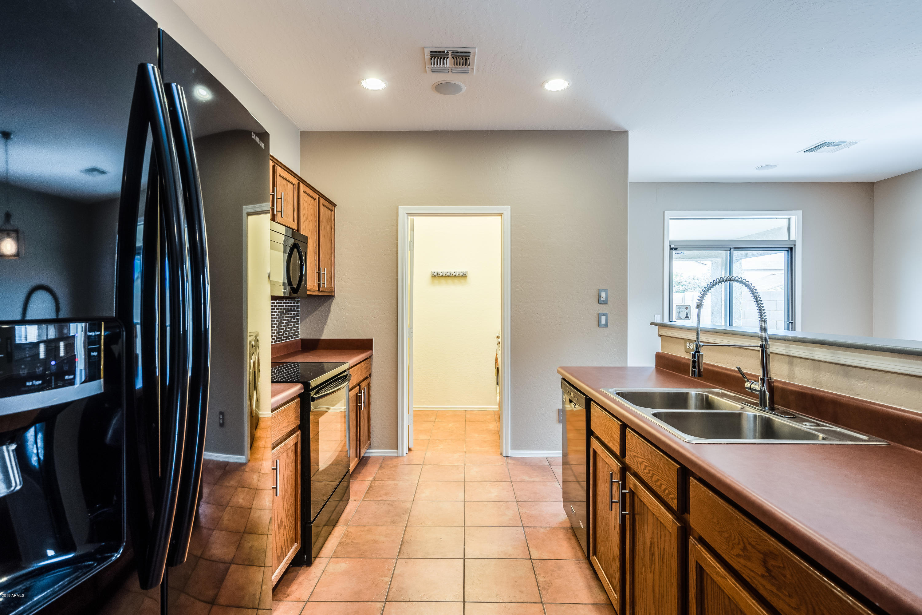 6854 West Darrel Road Laveen, AZ 85339 - Photo 8 of 17 Darrel-16