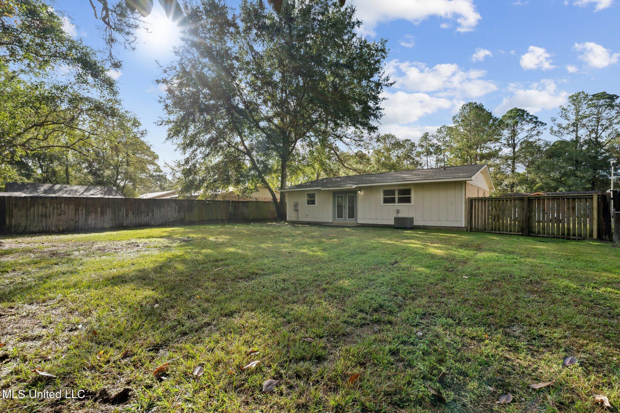 2718 Ridgeway Drive Gautier, MS 39553 - Photo 14 of 16 015