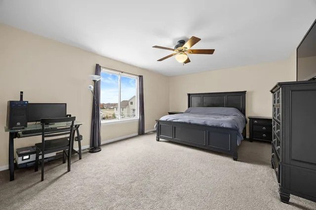 $253,500 | 1658 Fieldstone Drive North, Shorewood, IL 60404