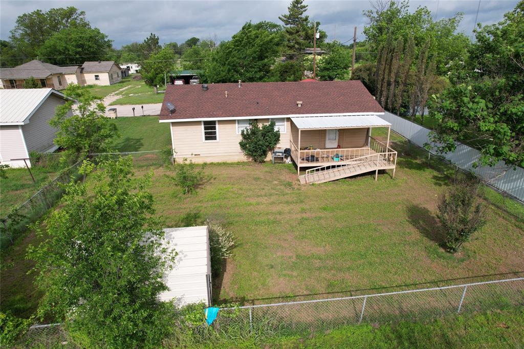 509 Starkey Street Bangs, TX 76823 - Photo 4 of 19