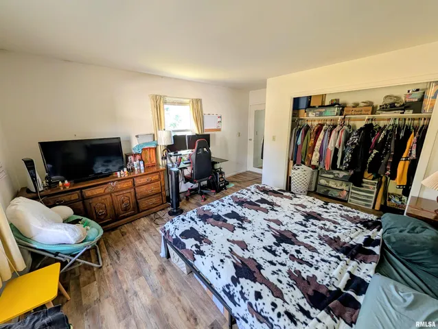 $81,750 | 230 West Barsi Boulevard, Macomb, IL 61455