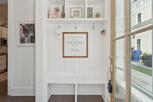 $950,000 | 137 Bratton Circle, Mount Pleasant, SC 29464