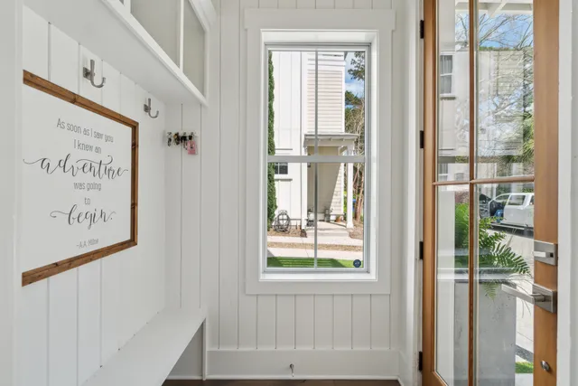 $950,000 | 137 Bratton Circle, Mount Pleasant, SC 29464