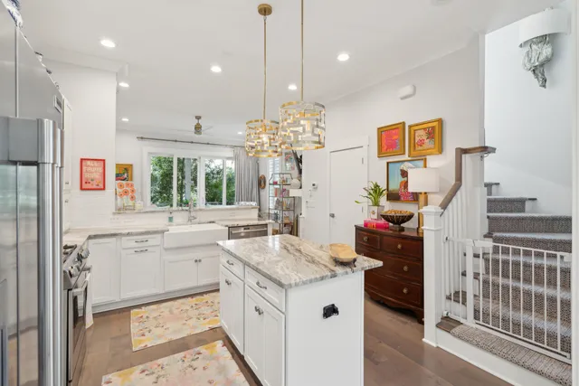 $950,000 | 137 Bratton Circle, Mount Pleasant, SC 29464