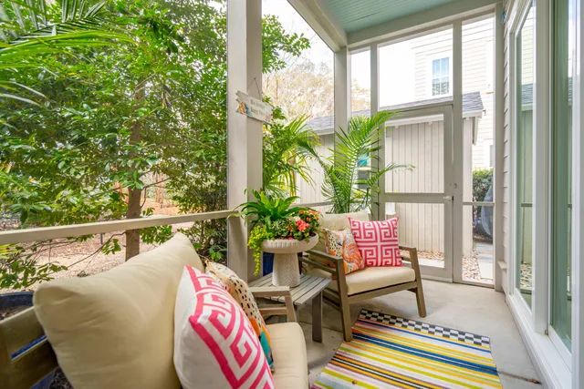 $950,000 | 137 Bratton Circle, Mount Pleasant, SC 29464