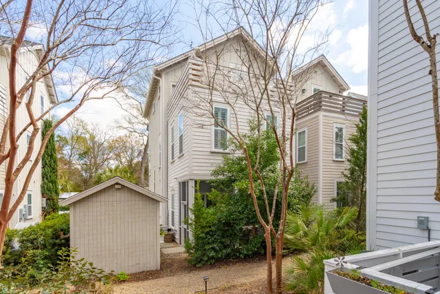 $950,000 | 137 Bratton Circle, Mount Pleasant, SC 29464