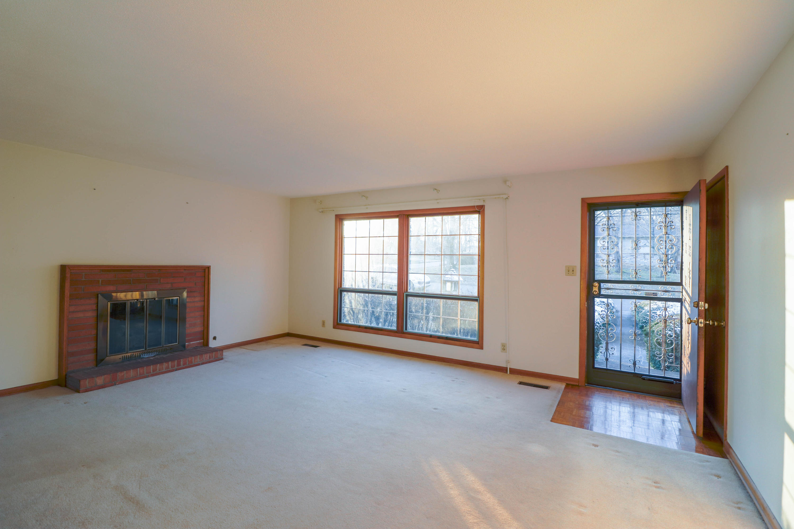 4501 Robindale Road Knoxville, TN 37921 - Photo 5 of 21 living spaces