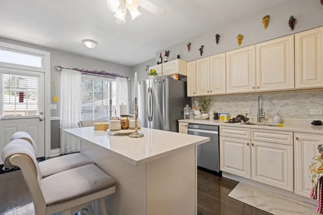 $429,900 | 6921 26th Street, Berwyn, IL 60402