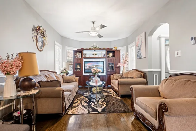 $429,900 | 6921 26th Street, Berwyn, IL 60402