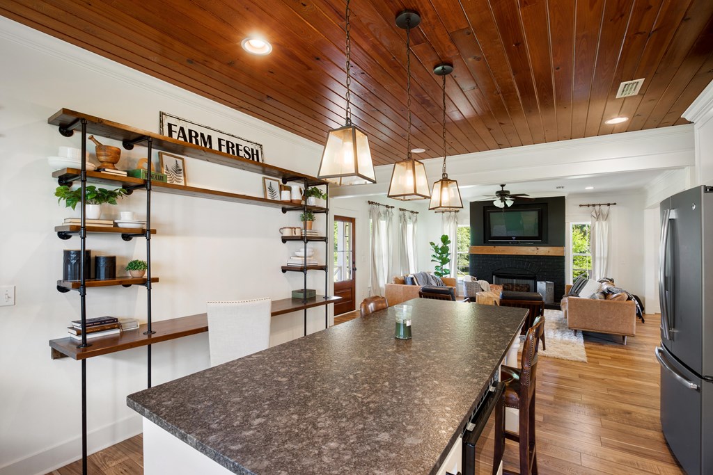 431 Johnny Murphy Road Dothan, AL 36301 - Photo 12 of 46 Kitchen