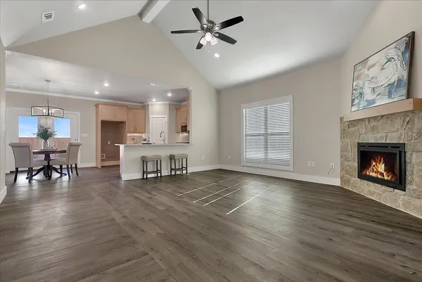 $2,300 | 136 Calvin Drive, Wolfforth, TX 79382