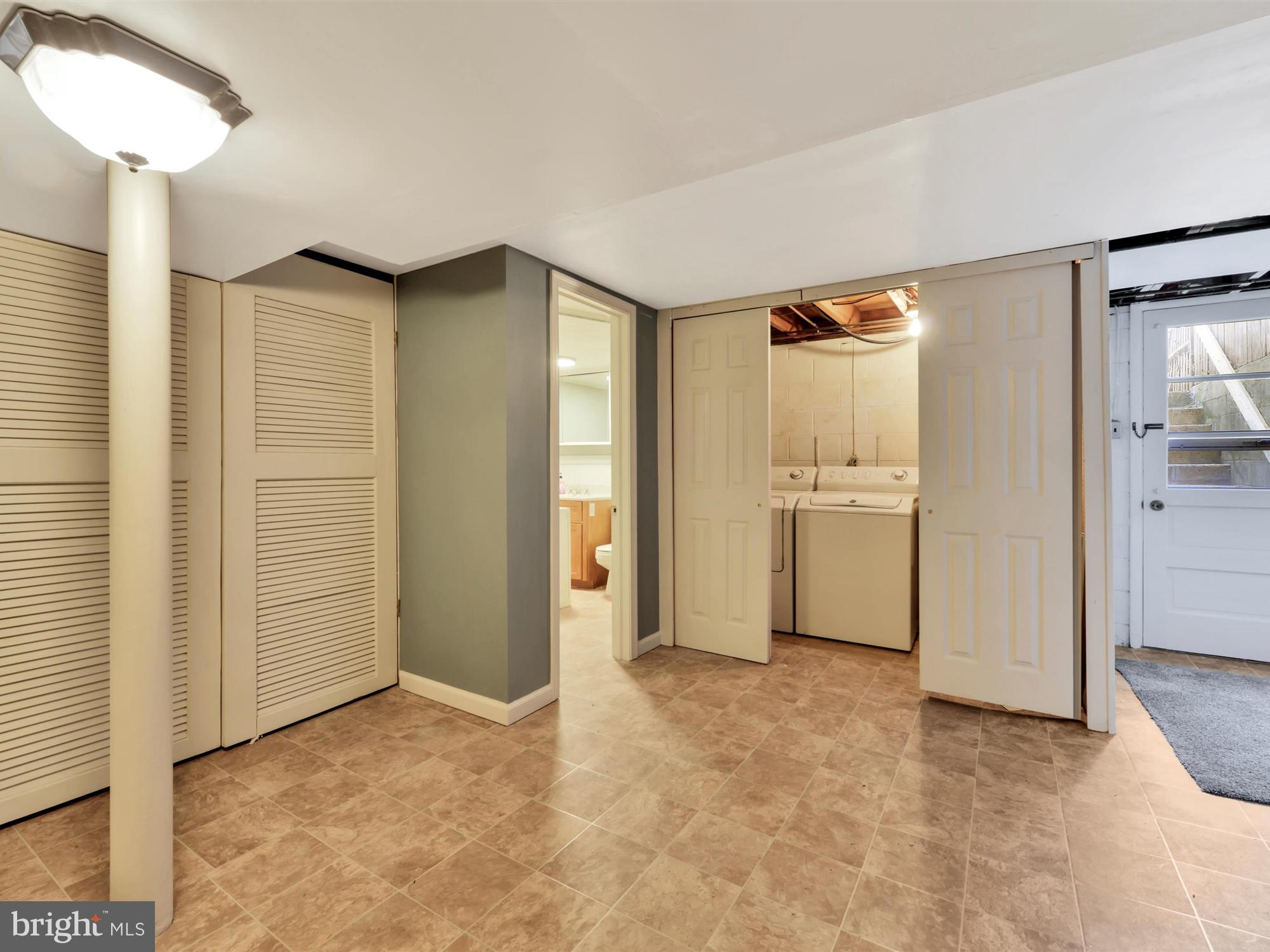 1783 Hemlock Road Lancaster, PA 17603 - Photo 22 of 26 Lower Level Laundry/Bath Room