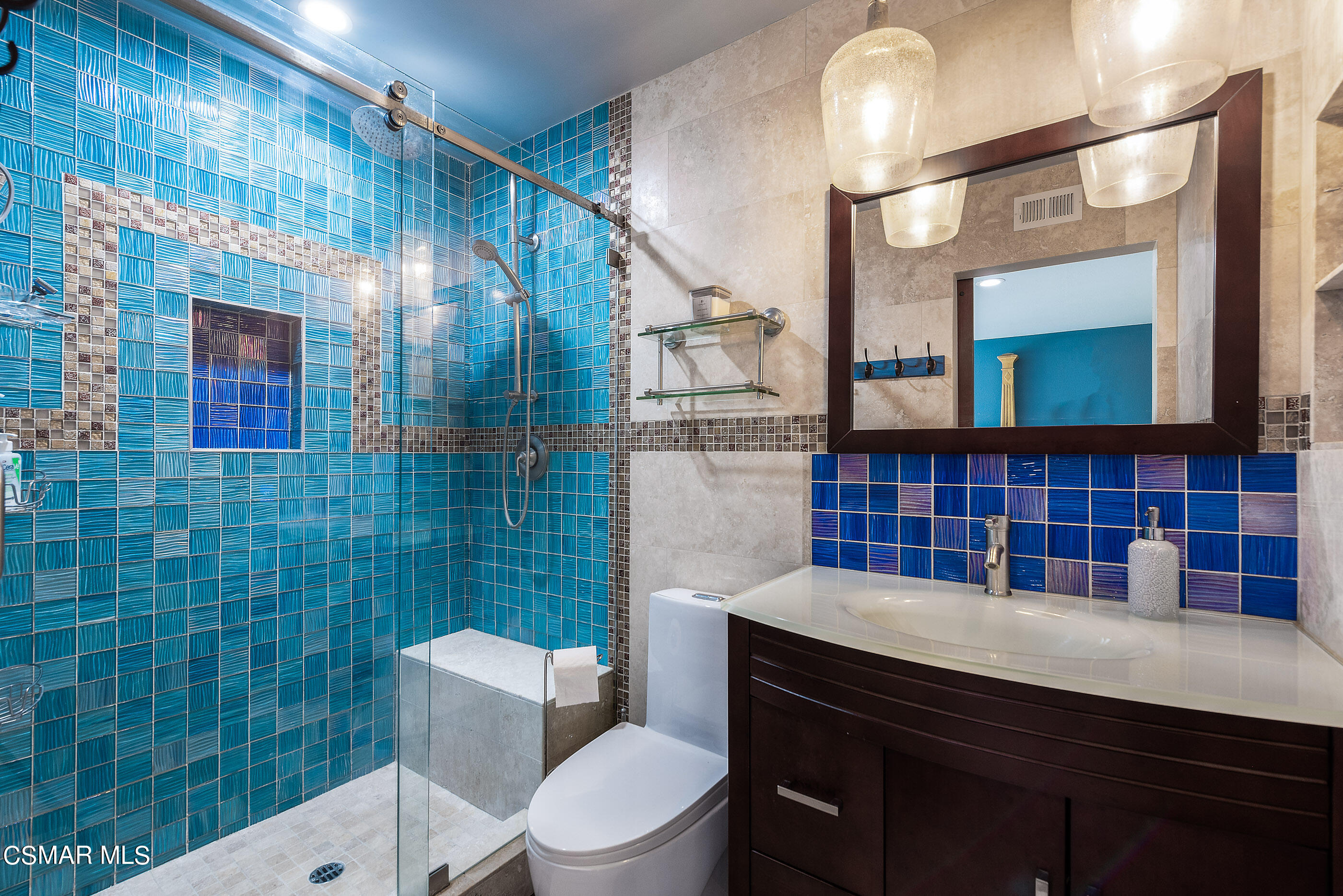 852 Weaver Street Simi Valley, CA 93065 - Photo 32 of 45 a bathroom with a sink a toilet and shower