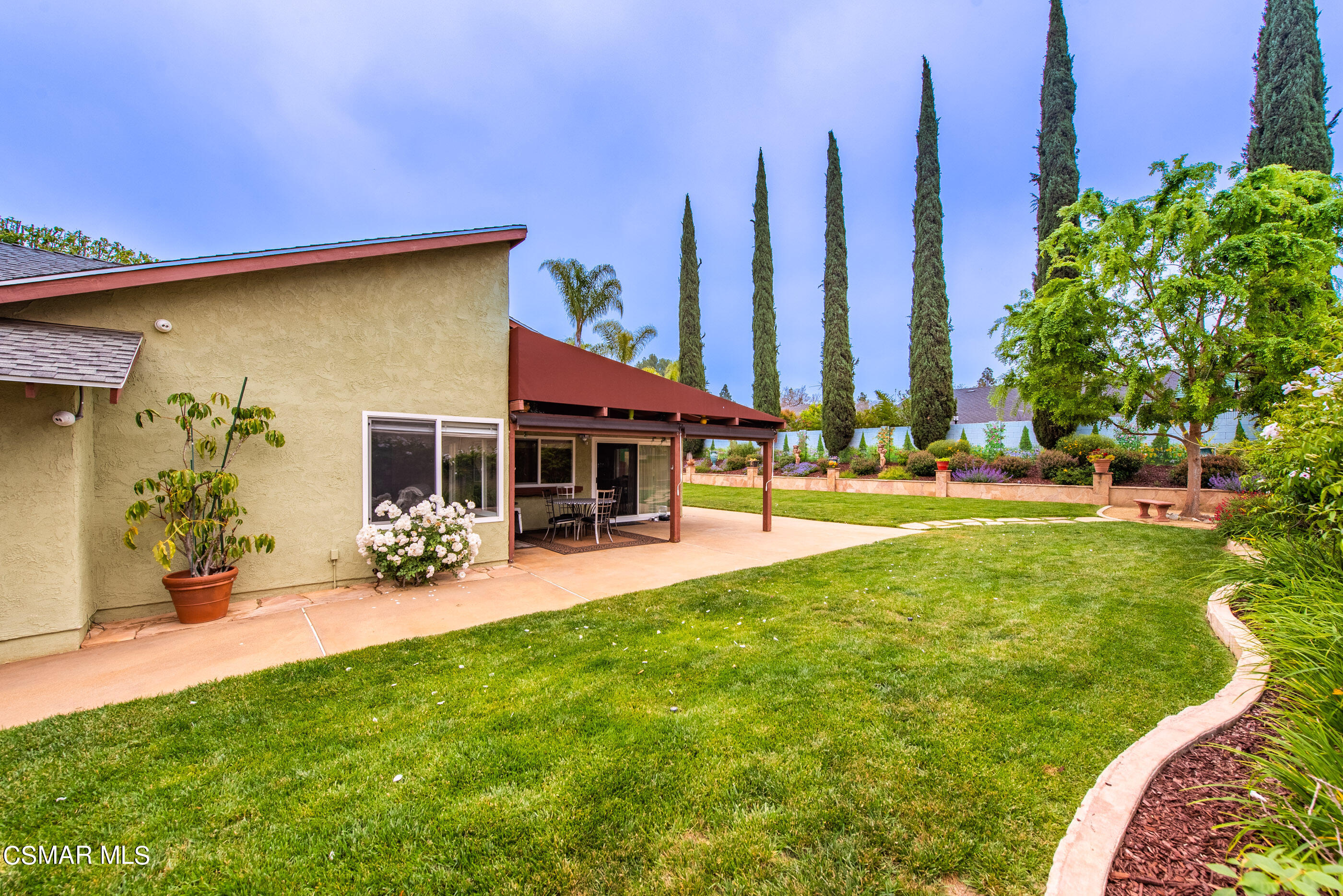 852 Weaver Street Simi Valley, CA 93065 - Photo 35 of 45 a view of a house with swimming pool and sitting area