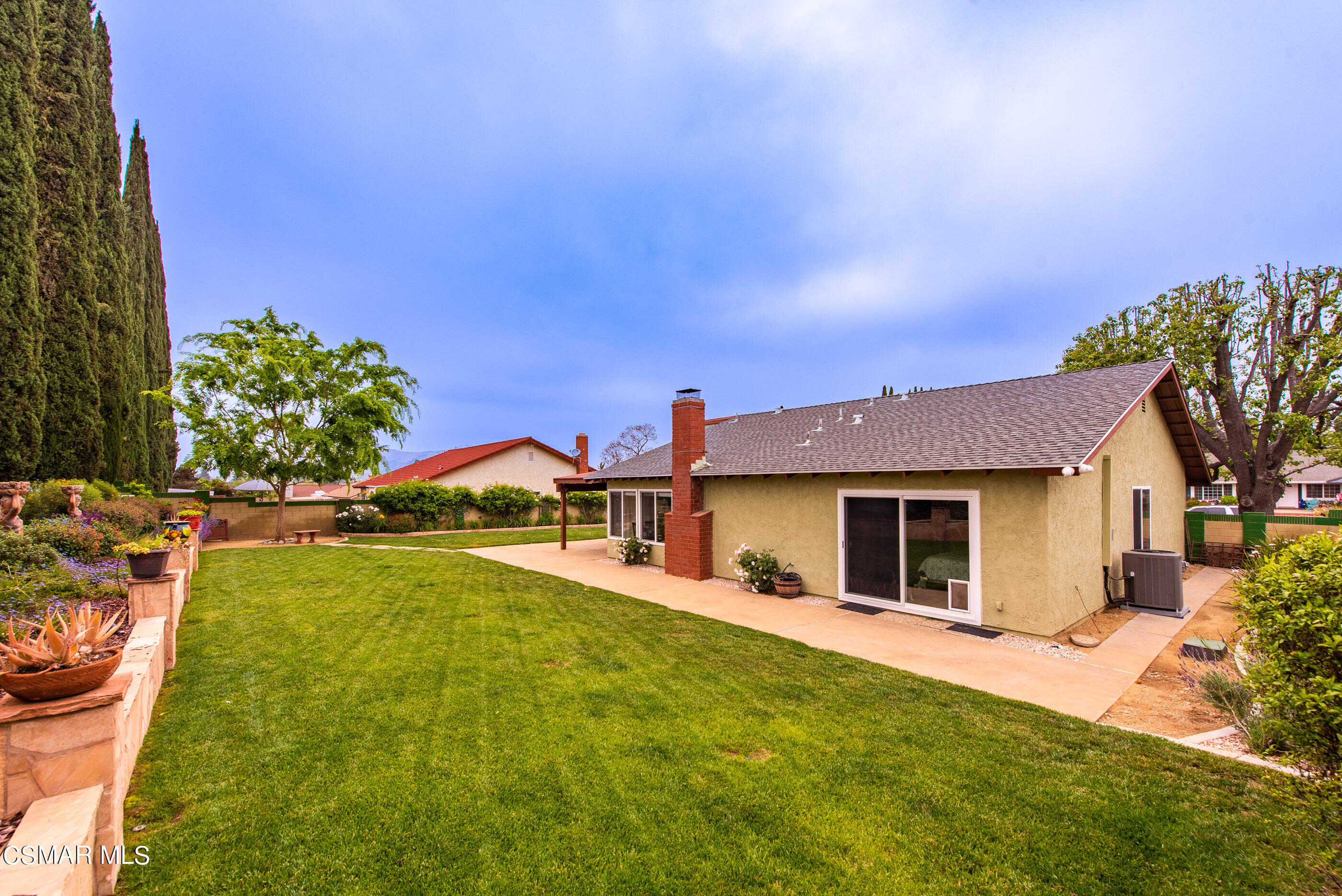 852 Weaver Street Simi Valley, CA 93065 - Photo 44 of 45 a view of a house with a yard