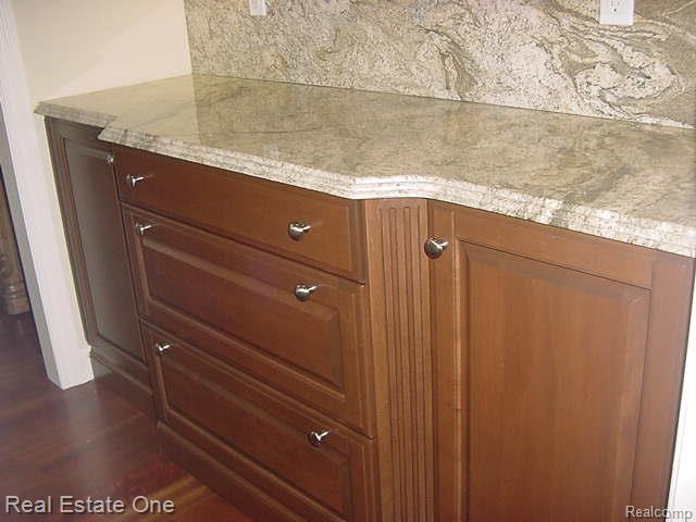 645 Langley Road Rochester, MI 48309 - Photo 19 of 24 On A cul-de-sak