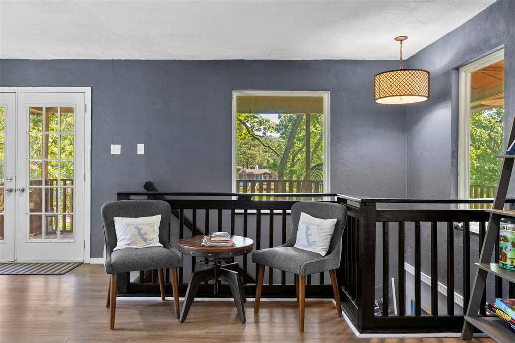 7110 Apache Circle Mabank, TX 75156 - Photo 21 of 40 a view of a chairs and table in a room