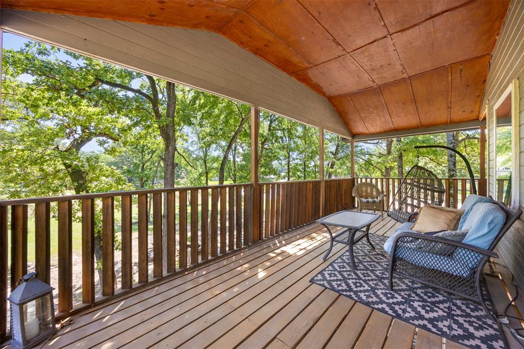 7110 Apache Circle Mabank, TX 75156 - Photo 25 of 40 a view of a chairs on the roof deck