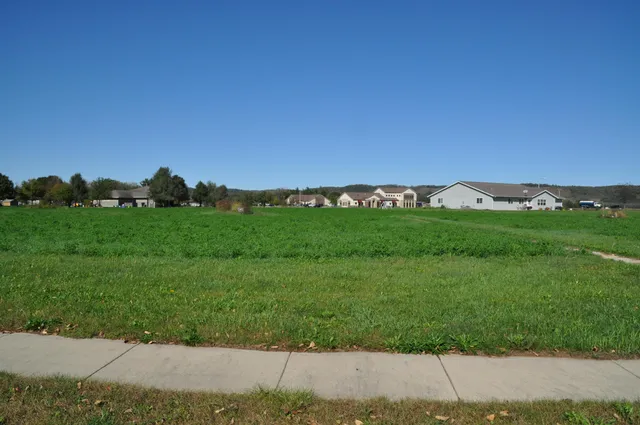 $37,500 | 40 Spring Spring Green, Spring Green, WI 53588