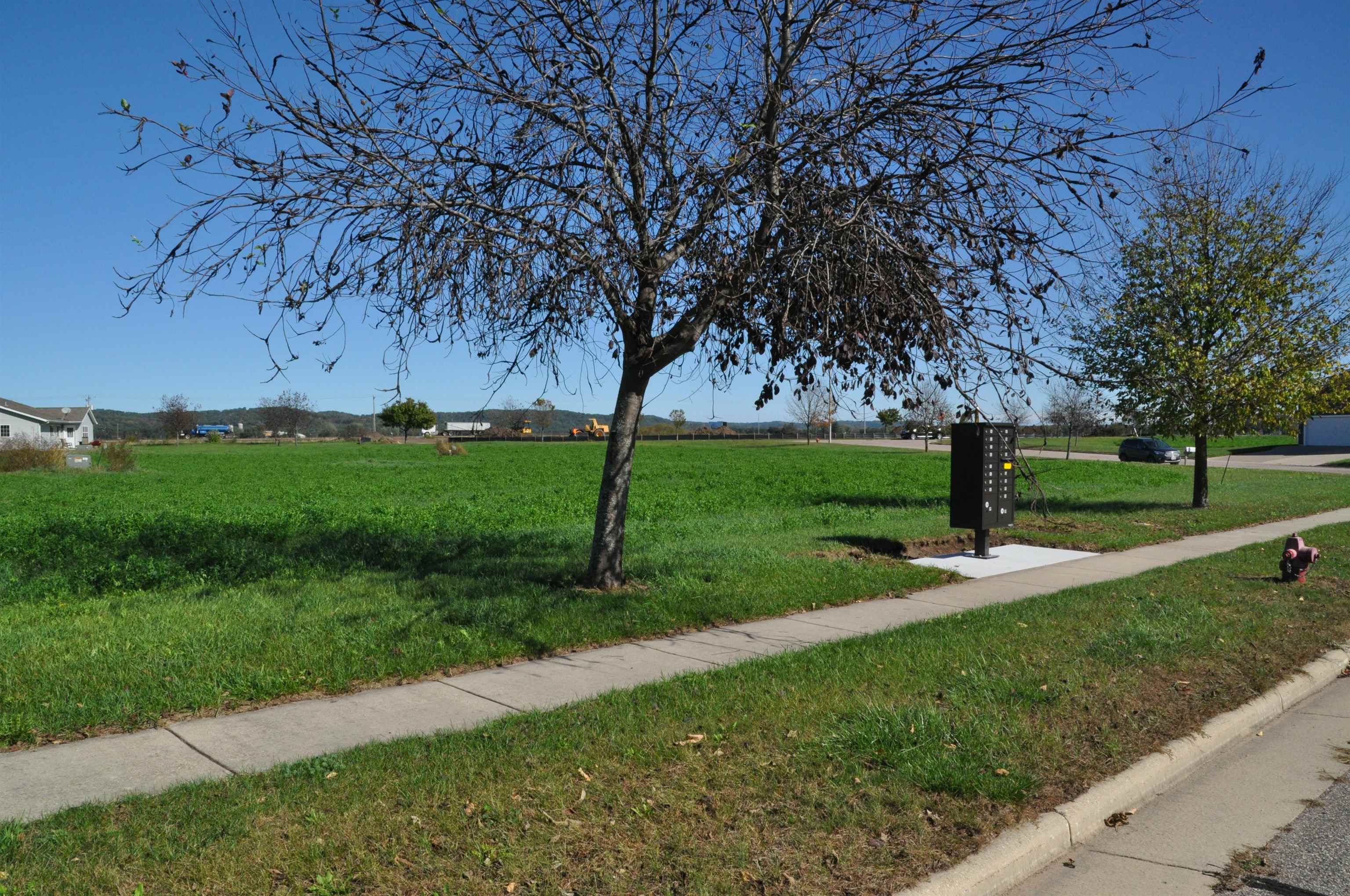 40 Spring Spring Green Spring Green, WI 53588 - Photo 4 of 30