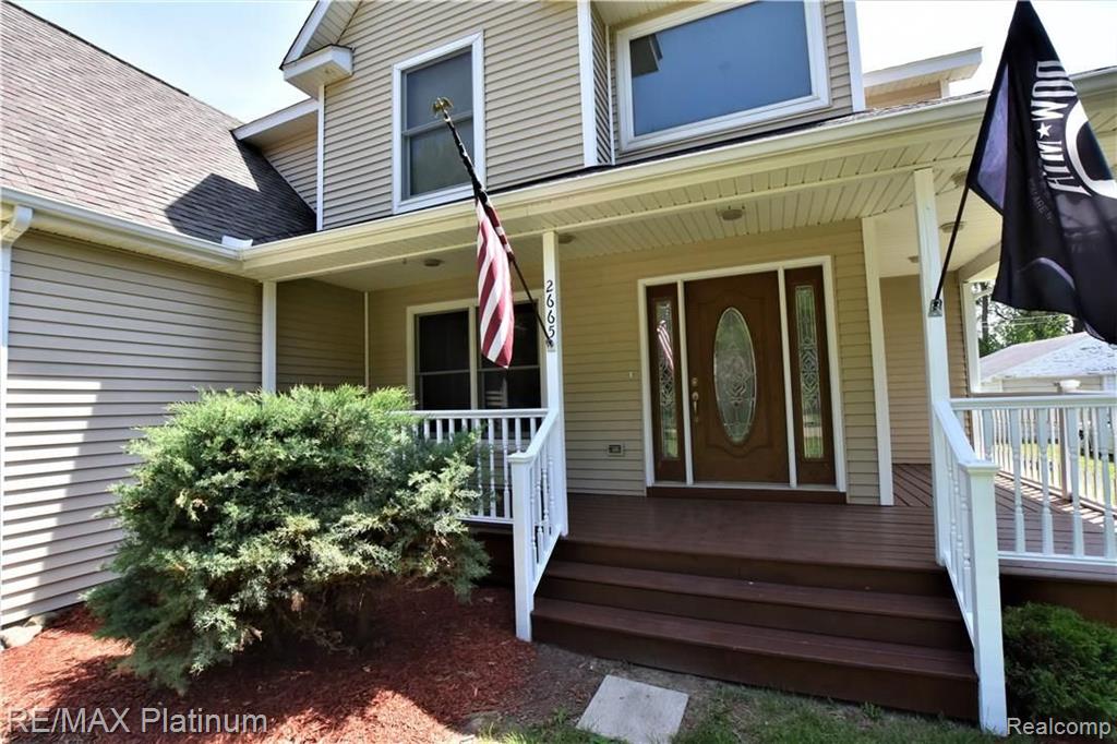 2665 Tim Avenue Brighton, MI 48114 - Photo 3 of 26