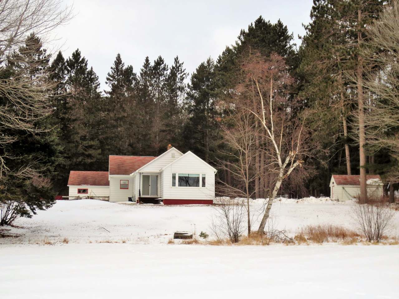 5211 Hixon Lake Road Rhinelander, WI 54501 - Photo 1 of 24 Gallery Image 1