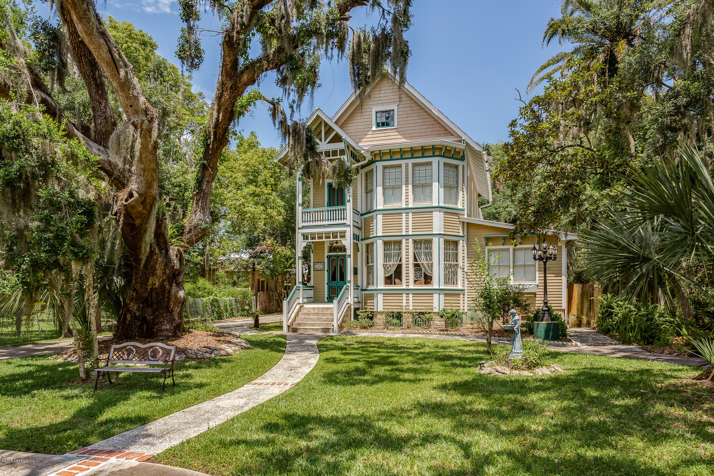 25 Riberia Street St. Augustine, FL 32084 - Photo 1 of 43 Front_of_Home