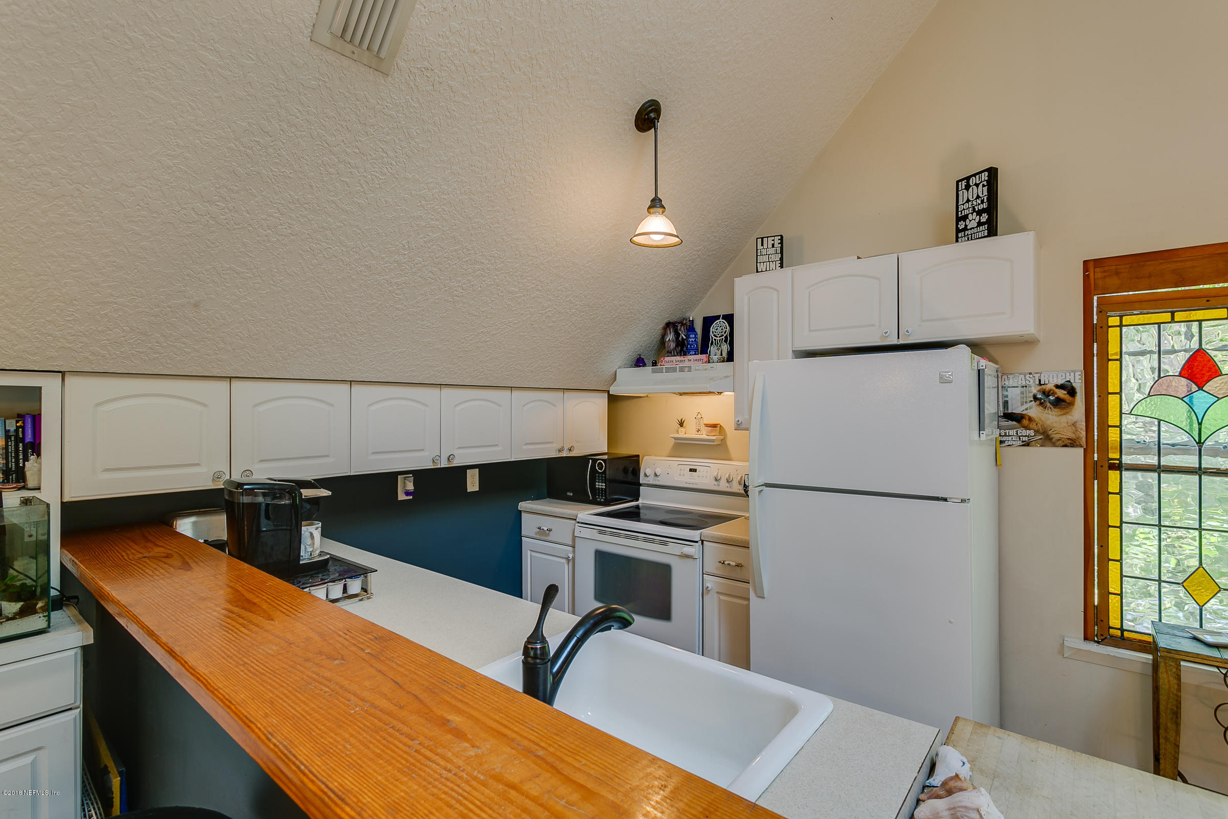 25 Riberia Street St. Augustine, FL 32084 - Photo 36 of 43 Guest_Suite_Kitchen