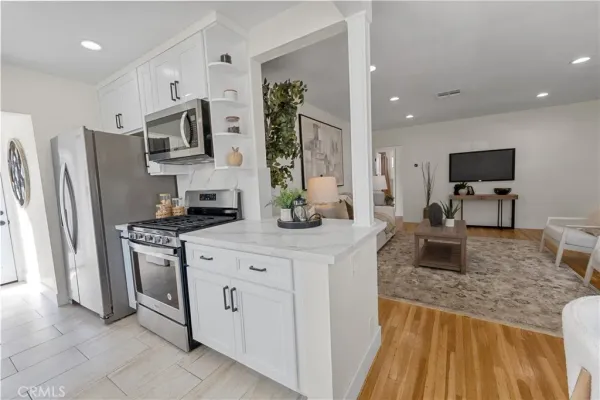 $1,699,900 | 130 South Lime Street, Orange, CA 92868