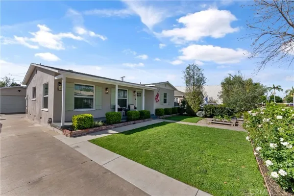 $1,699,900 | 130 South Lime Street, Orange, CA 92868