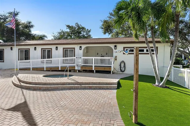 $499,000 | 375 Madeira Circle, Tierra Verde, FL 33715