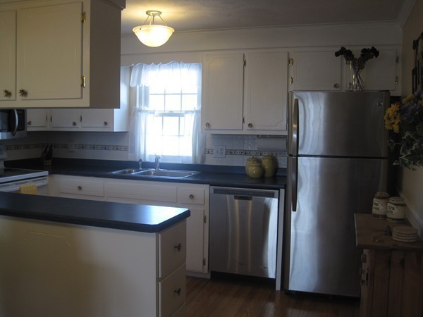 6 Drummer Road, Unit F5 Acton, MA 01720 - Photo 5 of 14 Gallery Image 5