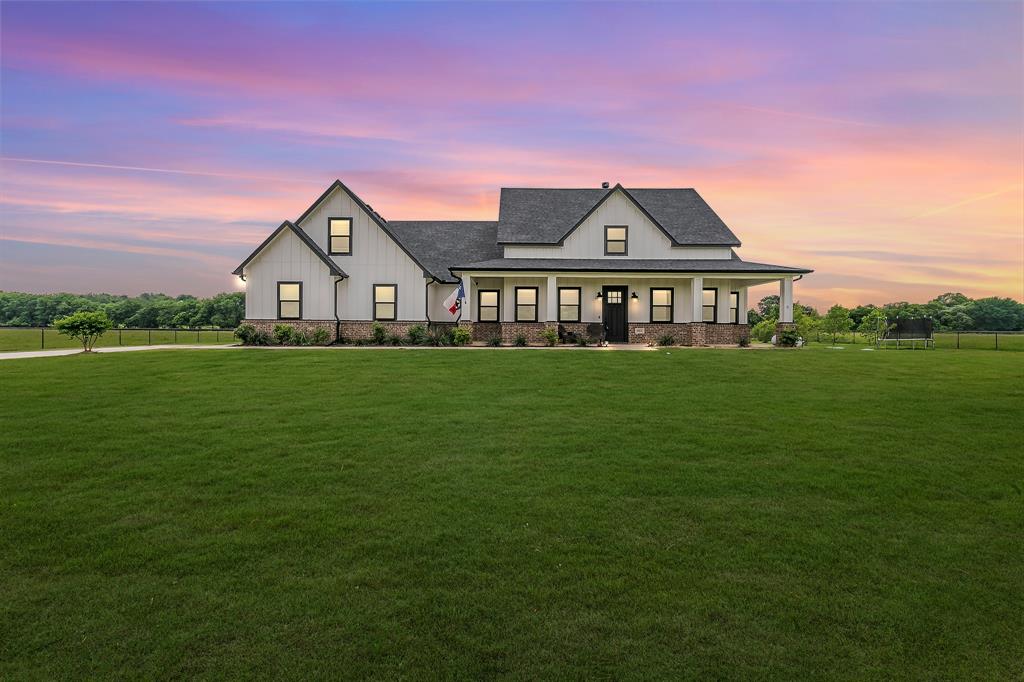 10820 Farm To Market 916