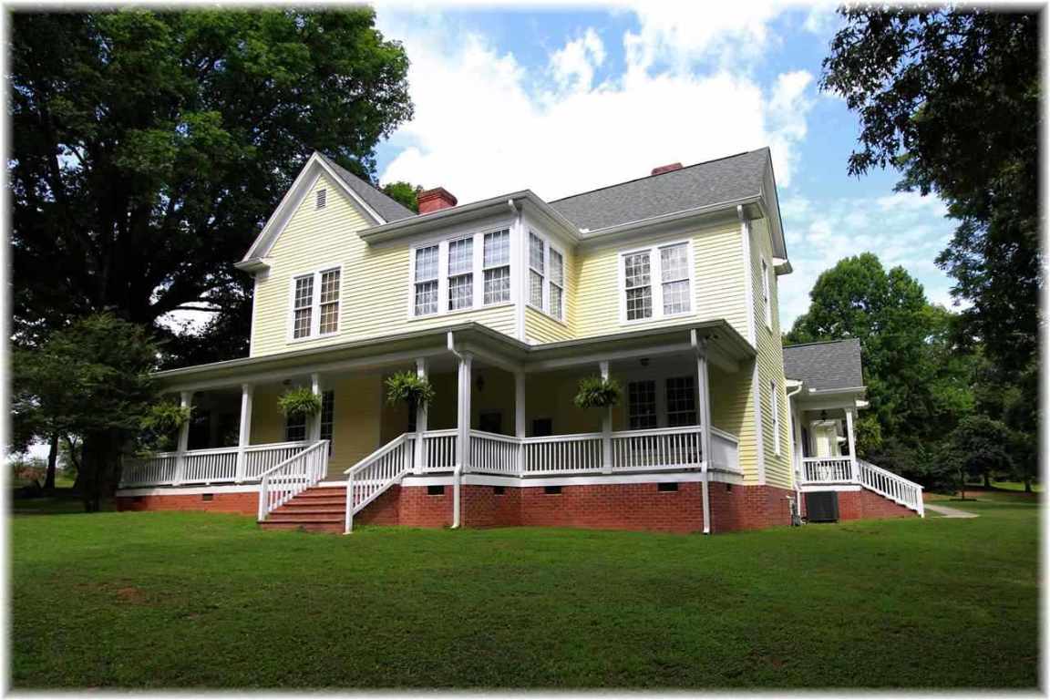 120 Roque Road, Unit RICHLAND COMMY NEAR S Westminster, SC 29693 - Photo 1 of 32