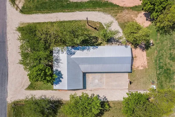 $475,000 | 3949 County Road 302, Muenster, TX 76252