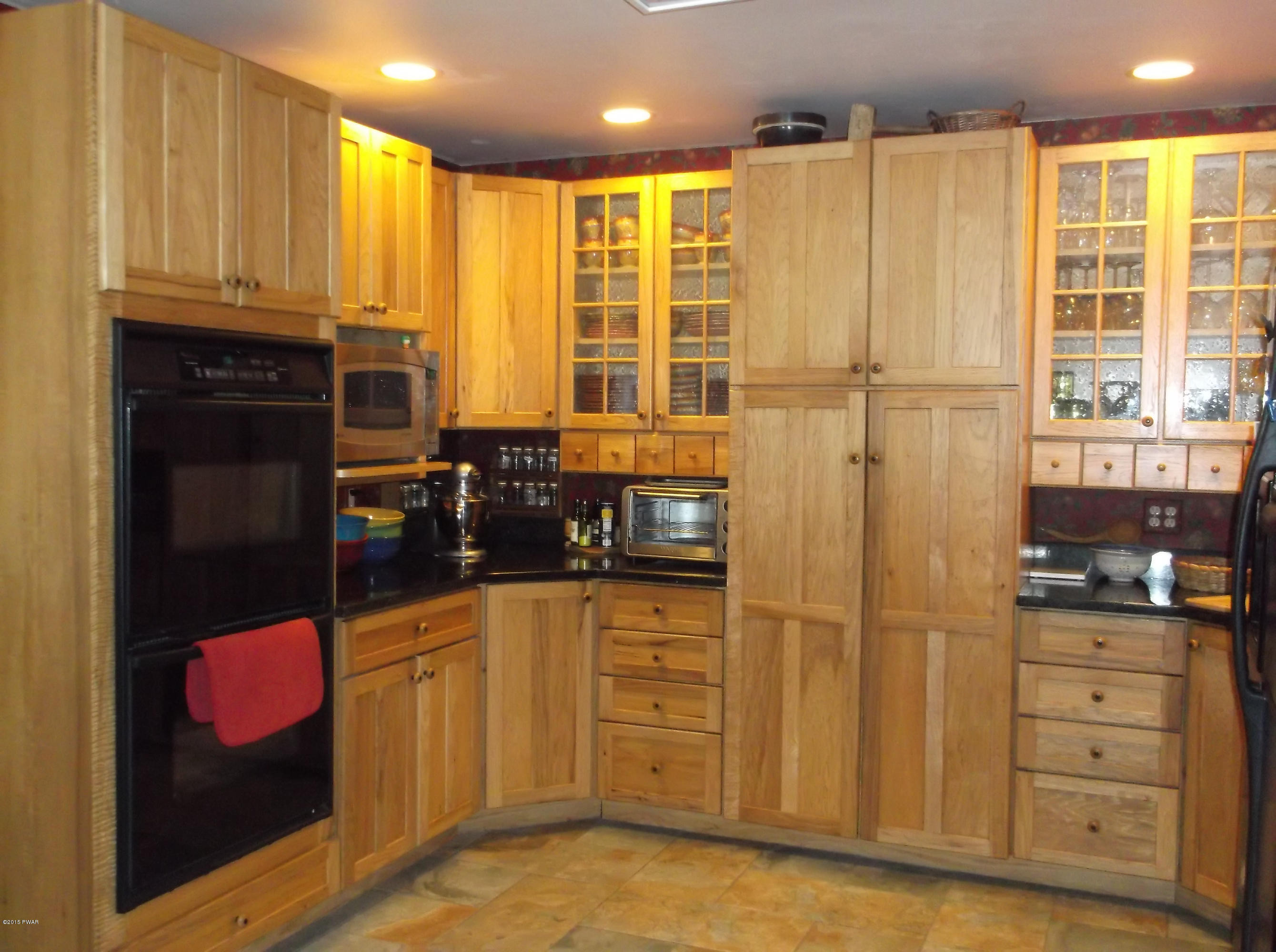 125 Stonefield Road Milford, PA 18337 - Photo 14 of 43 Gallery Image 14