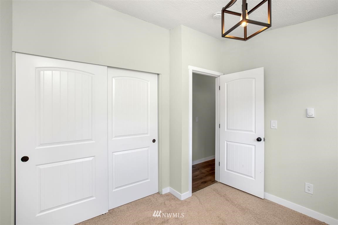 12205 South Keyport Road Northeast Poulsbo, WA 98370 - Photo 12 of 29 Gallery Image 12