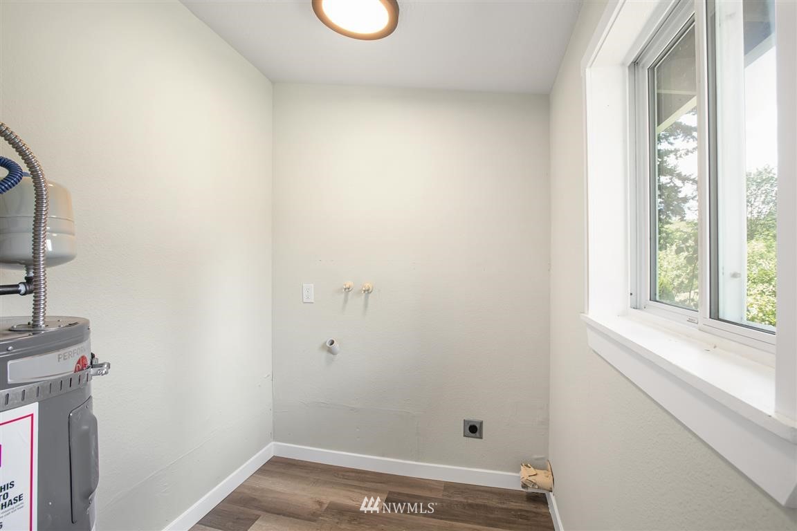 12205 South Keyport Road Northeast Poulsbo, WA 98370 - Photo 14 of 29 Gallery Image 14