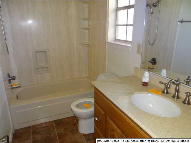7325 Associate Drive Baton Rouge, LA 70817 - Photo 9 of 10 Gallery Image 9
