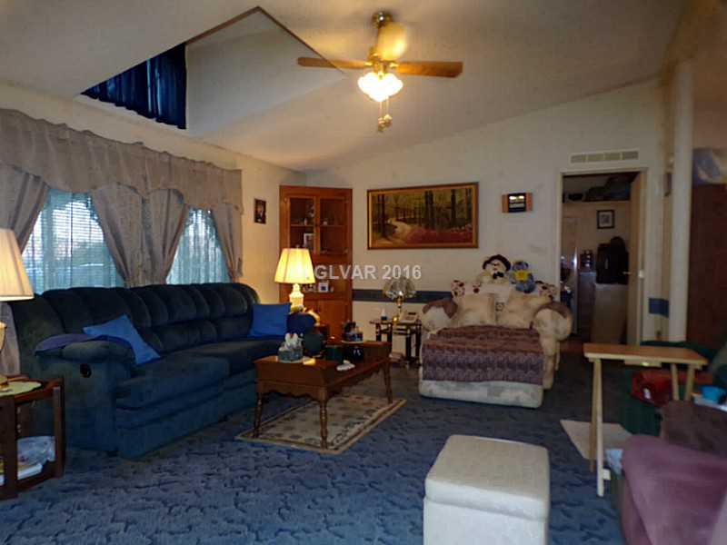 3981 Horn Road Pahrump, NV 89048 - Photo 14 of 18 Living Room.