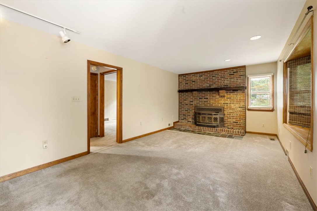 9305 Wildcat Road Tipp City, OH 45371 - Photo 8 of 68