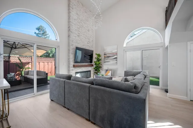 $1,125,000 | 945 Oak Park Drive, Morgan Hill, CA 95037