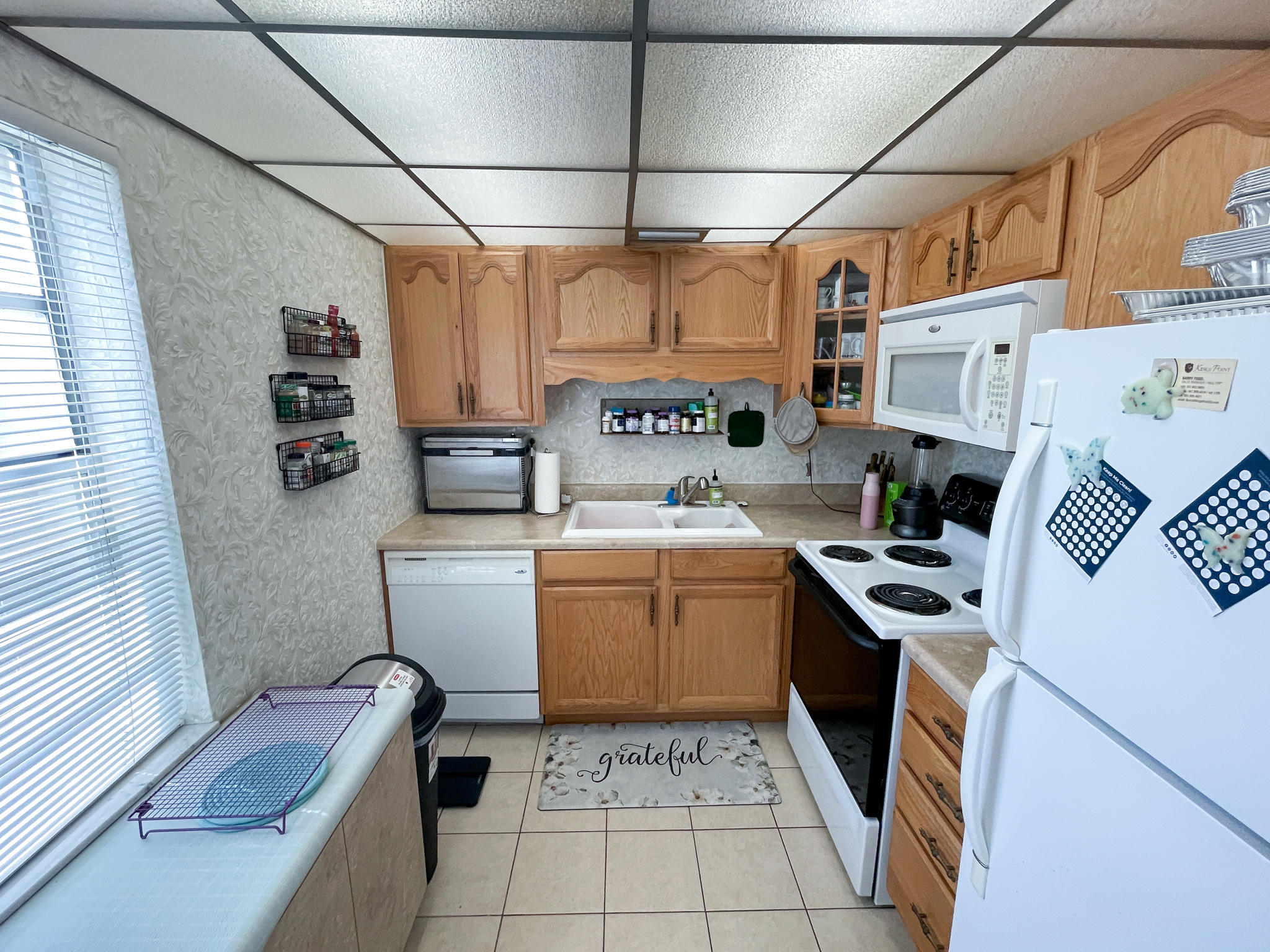 571 Capri L Delray Beach, FL 33484 - Photo 1 of 12 kitchen