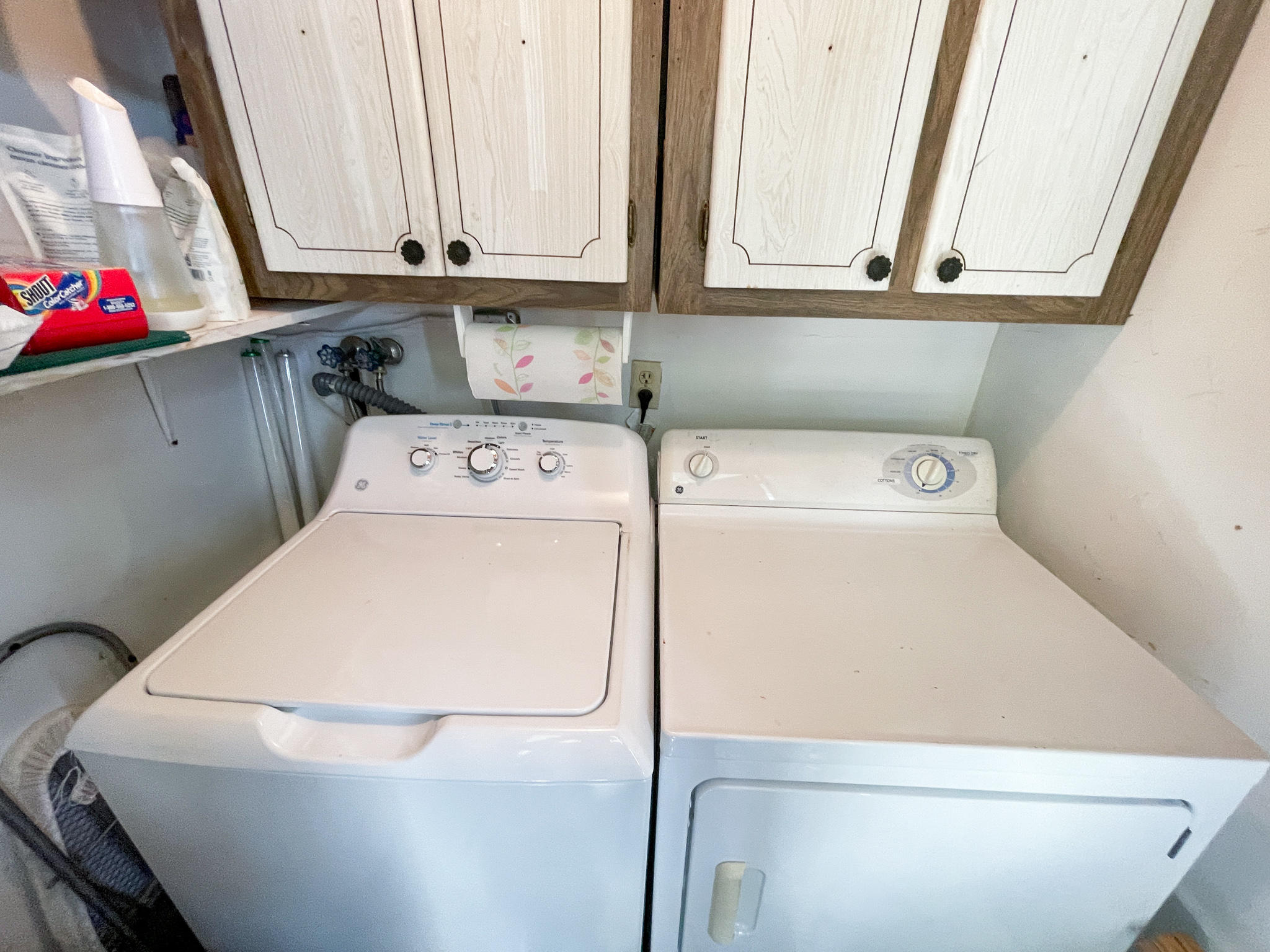 571 Capri L Delray Beach, FL 33484 - Photo 11 of 12 Washer and dryer