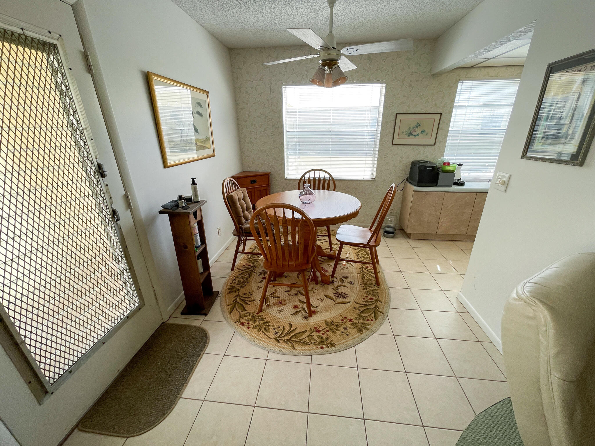 571 Capri L Delray Beach, FL 33484 - Photo 3 of 12 dining room