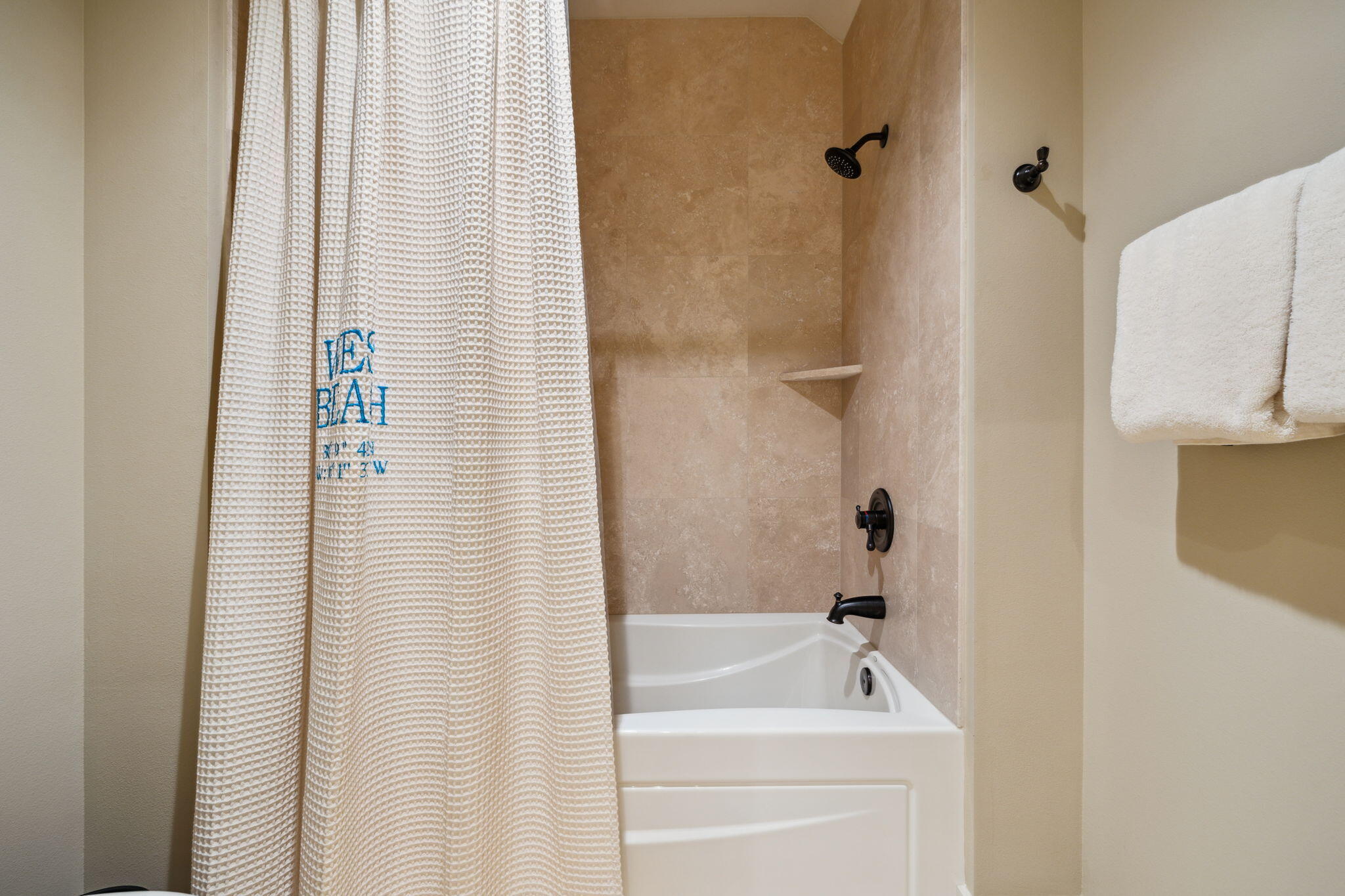 45 Plimsoll Way Santa Rosa Beach, FL 32459 - Photo 29 of 42 a bathroom with a bathtub